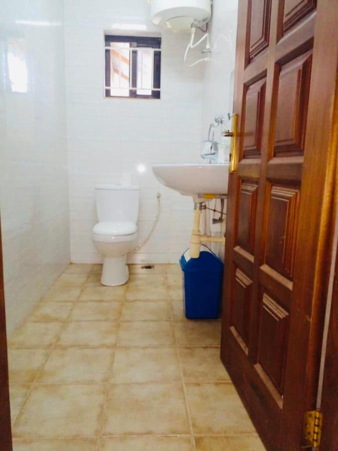 Zunox Guest House Freetown Dış mekan fotoğraf